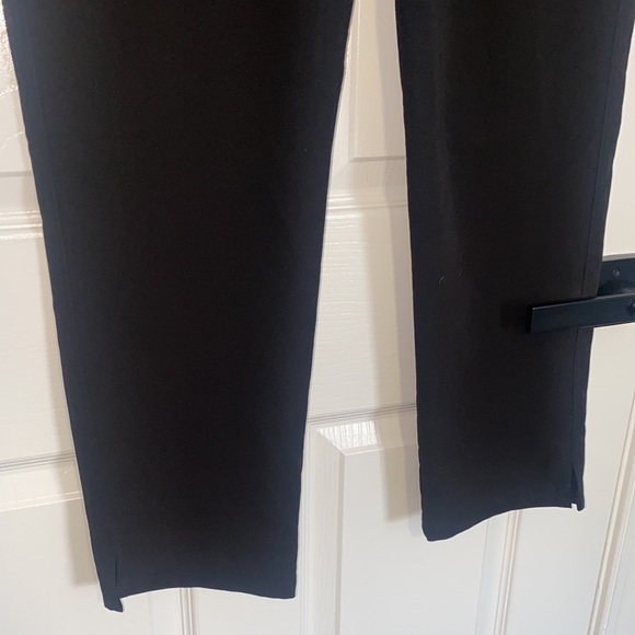 FIGS - Picture 8 of 12